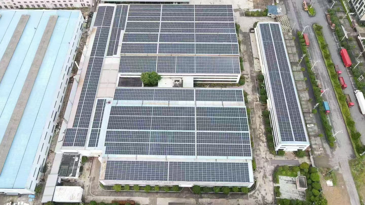 Large Factory Full Rooftop PV Coverage